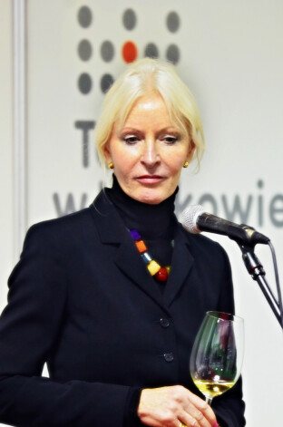 Książki i wino. Patricia Atkinson na krakowskim Enoexpo